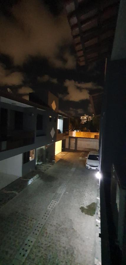 Pousada Casa Da Vovo - Sua Casa Pertinho Da Praia Aracaju Luaran gambar